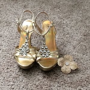 Gold Prom Shoes and Hair Pin